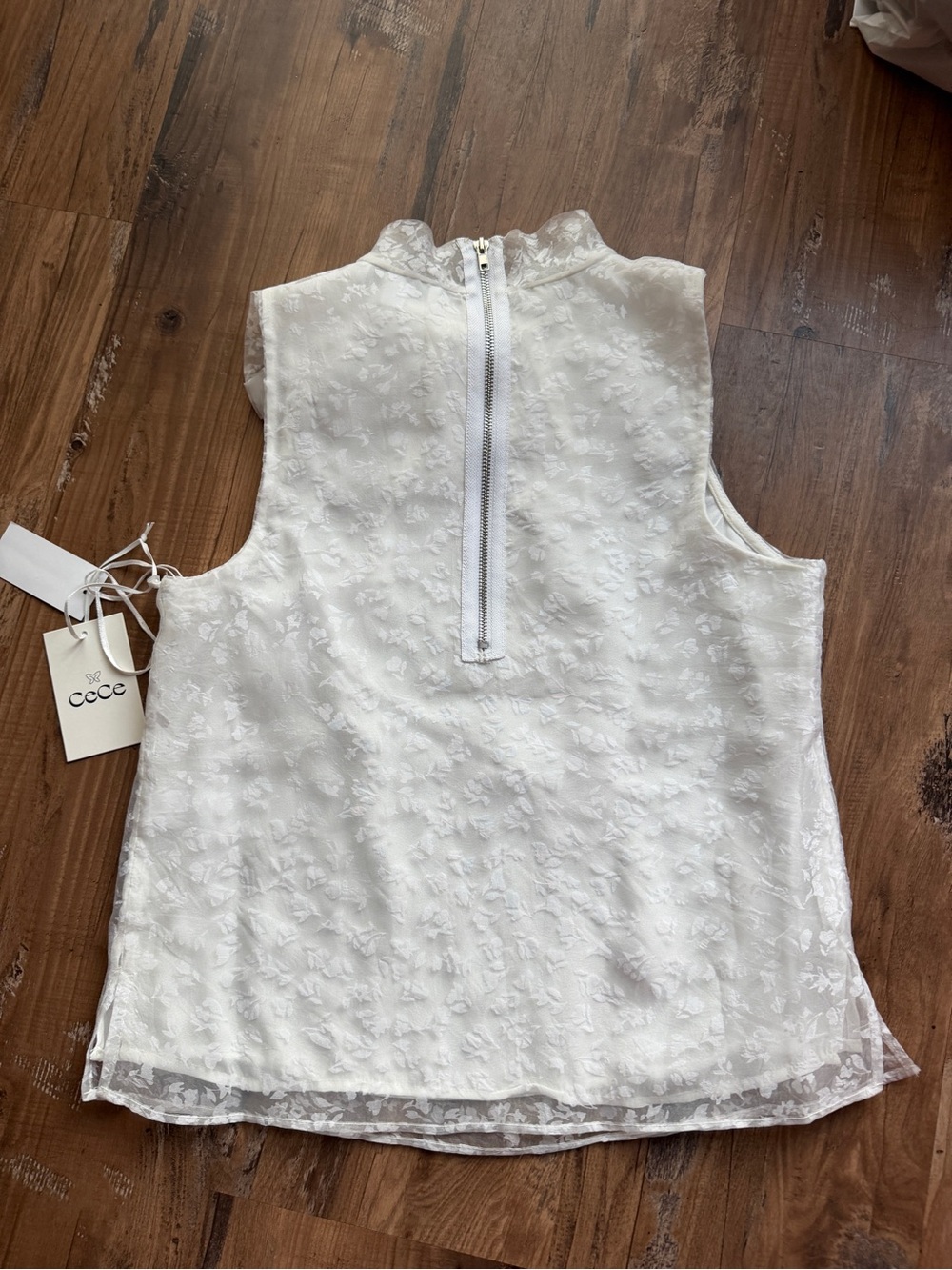 CeCe White Sleeveless Lace Bow-Neck Camisole 0081 - Picture 5 of 6